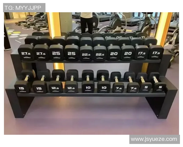 哑铃一套全面提升力量与耐力的健身方案助你塑造完美身材